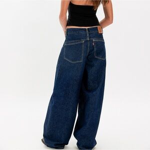 Levi’s Super Baggy Barrel Jean